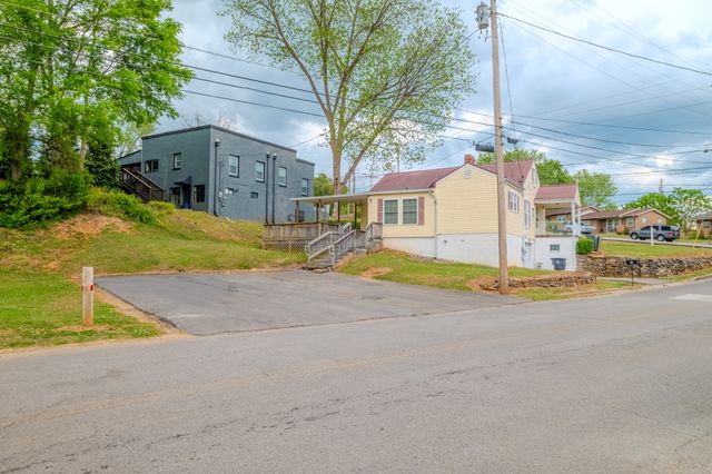 601 N Spring St, Mcminnville, TN 37110