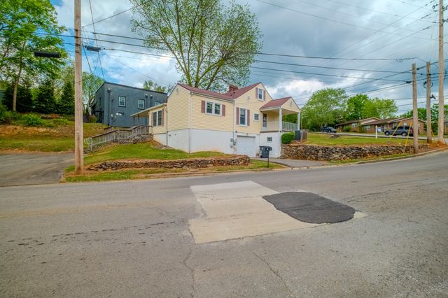 601 N Spring St, Mcminnville, TN 37110