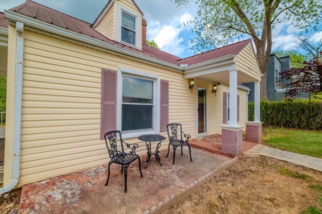 601 N Spring St, Mcminnville, TN 37110