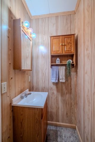 601 N Spring St, Mcminnville, TN 37110