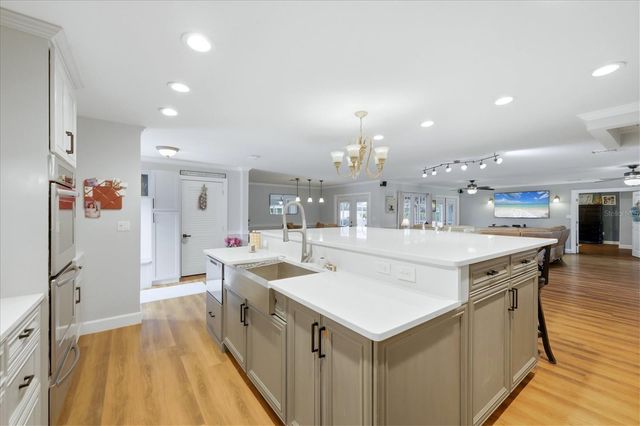 7714 N LEEWYNN DRIVE, Sarasota, FL 34240