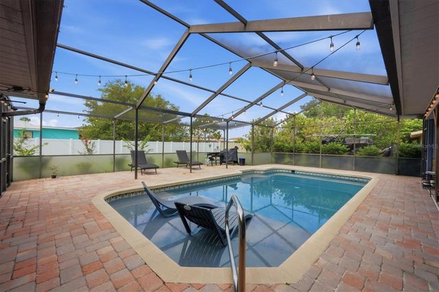 7714 N LEEWYNN DRIVE, Sarasota, FL 34240