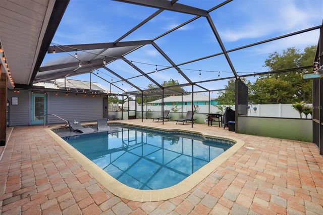 7714 N LEEWYNN DRIVE, Sarasota, FL 34240