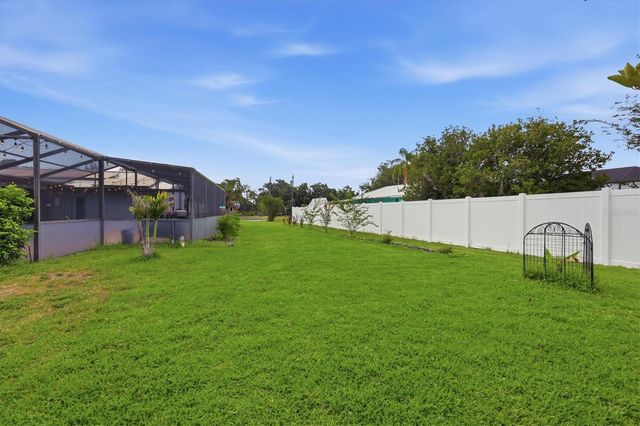 7714 N LEEWYNN DRIVE, Sarasota, FL 34240