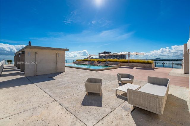 3581 E Glencoe Street 403, Miami, FL 33133