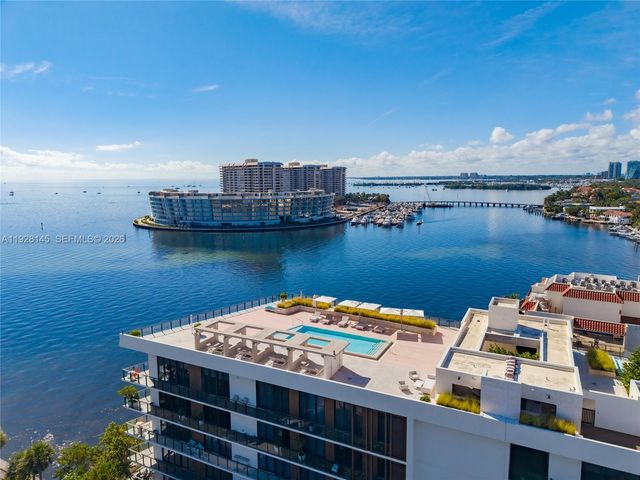 3581 E Glencoe Street 403, Miami, FL 33133