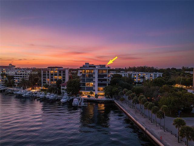 3581 E Glencoe Street 403, Miami, FL 33133