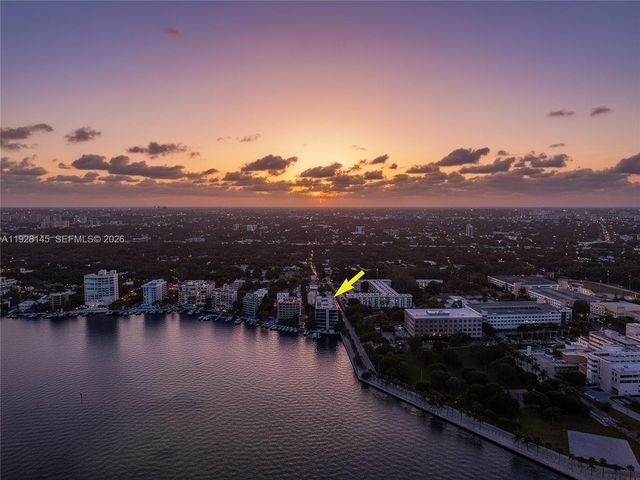 3581 E Glencoe Street 403, Miami, FL 33133