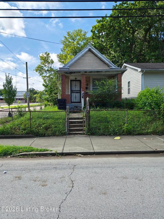 2924 Dumesnil St, Louisville, KY 40211