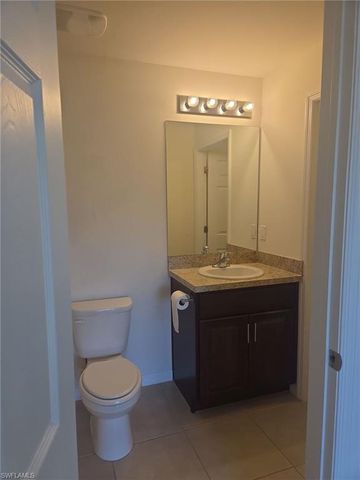 3515 NE 12th PL, Cape Coral, FL 33909