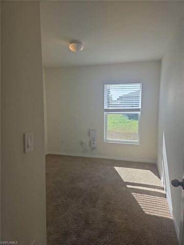 3515 NE 12th PL, Cape Coral, FL 33909