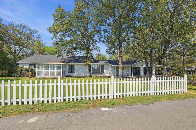 4454 Clearwell Road, Conway, AR 72034