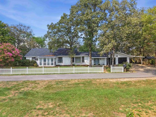 4454 Clearwell Road, Conway, AR 72034