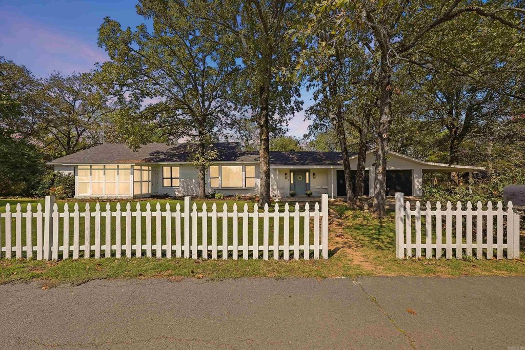 4454 Clearwell Road, Conway, AR 72034