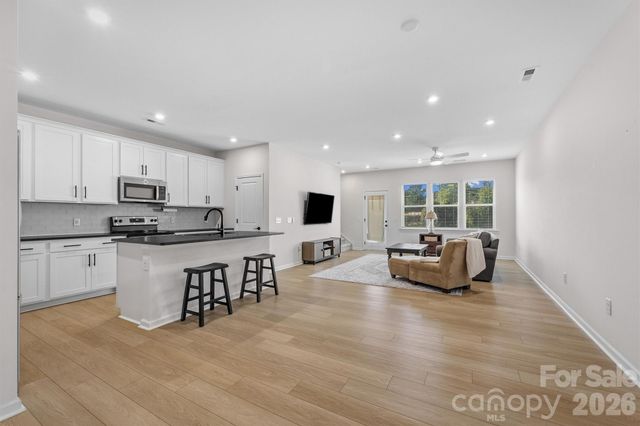 217 Brooks Springs Drive, Fort Mill, SC 29708