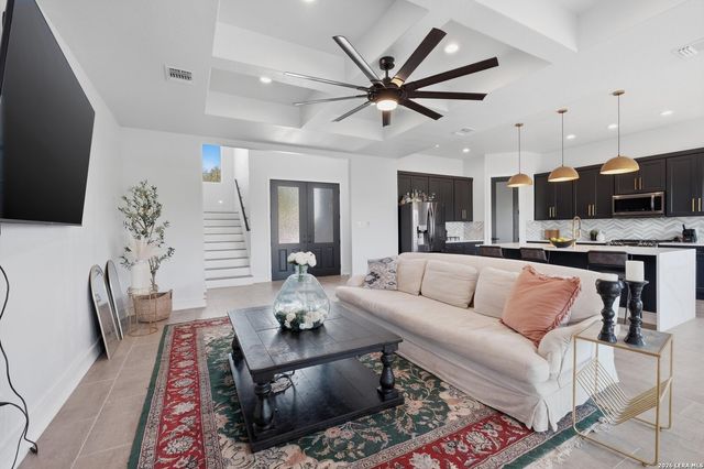 1318 Mountain Top Loop, Canyon Lake, TX 78133