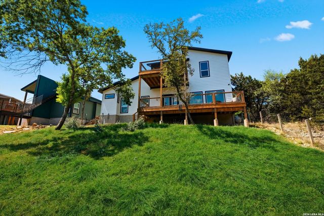 1318 Mountain Top Loop, Canyon Lake, TX 78133