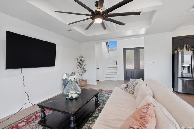 1318 Mountain Top Loop, Canyon Lake, TX 78133