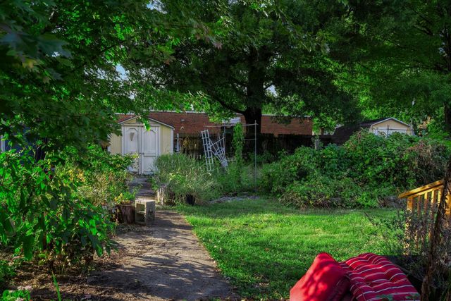 131 N Hanover Avenue, Lexington, KY 40502