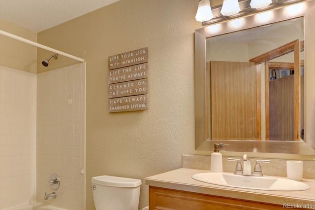 5512 S Taft Street, Littleton, CO 80127