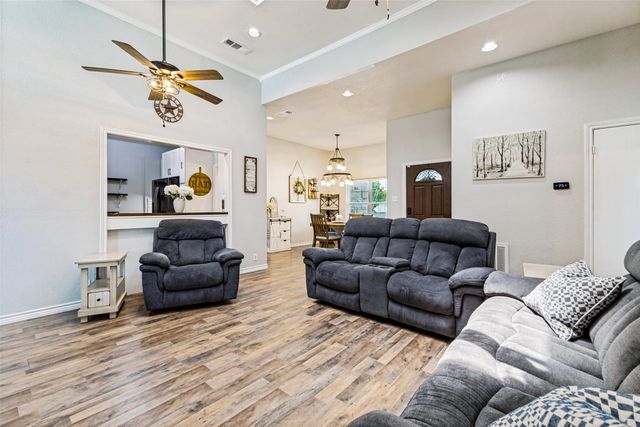204 N W A Allen Boulevard, Wylie, TX 75098