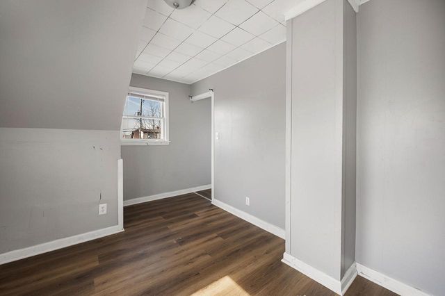 4881 N 58th STREET, Milwaukee, WI 53218