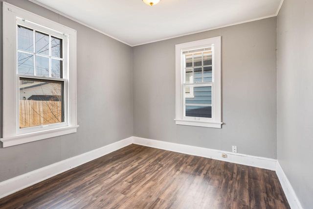 4881 N 58th STREET, Milwaukee, WI 53218