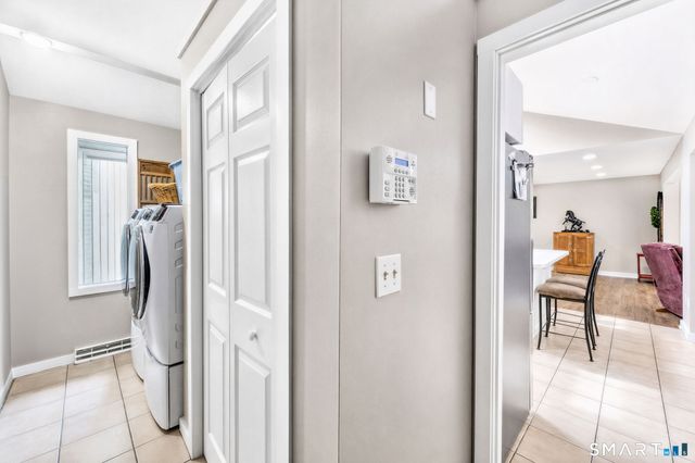 14 Northgate, Simsbury, CT 06070