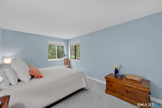14 Northgate, Simsbury, CT 06070