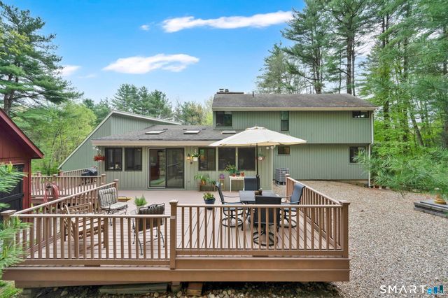 14 Northgate, Simsbury, CT 06070