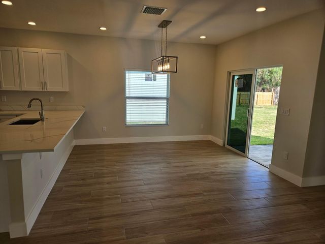 3868 SE Grant Street, Stuart, FL 34997