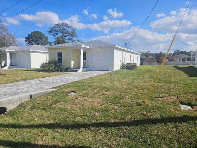3868 SE Grant Street, Stuart, FL 34997