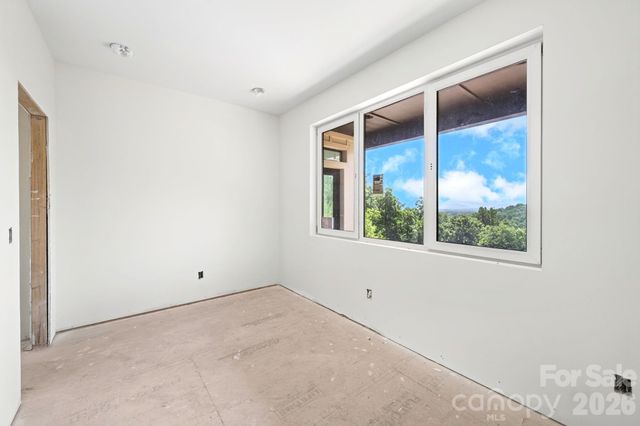158 Twin Courts Drive, Weaverville, NC 28787