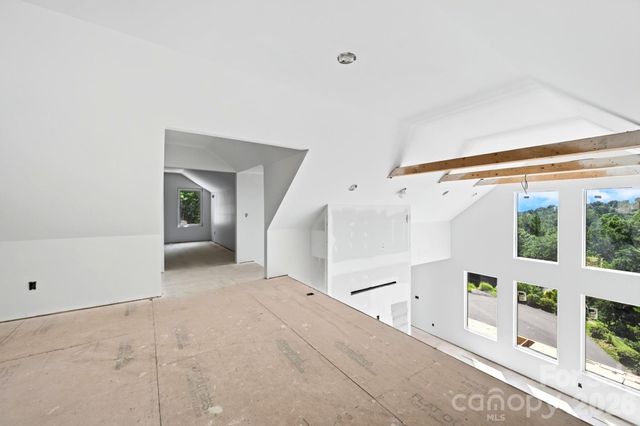 158 Twin Courts Drive, Weaverville, NC 28787
