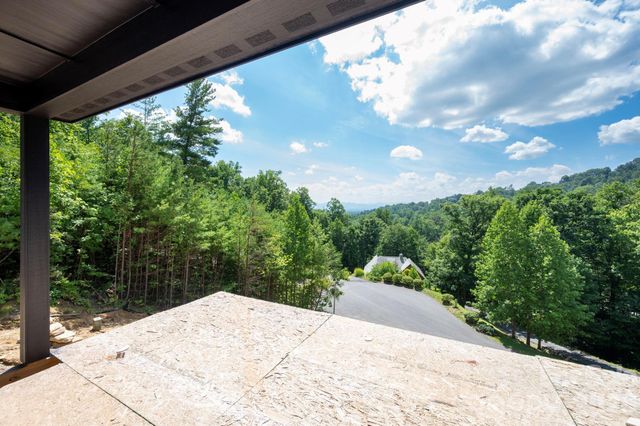 158 Twin Courts Drive, Weaverville, NC 28787