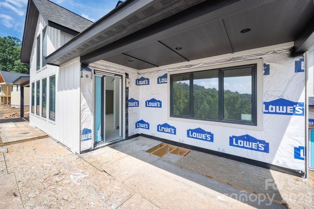 158 Twin Courts Drive, Weaverville, NC 28787