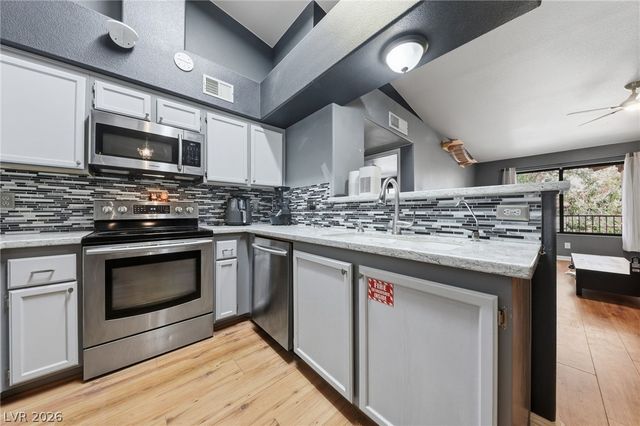 1575 West Warm Springs Road 2024, Henderson, NV 89014