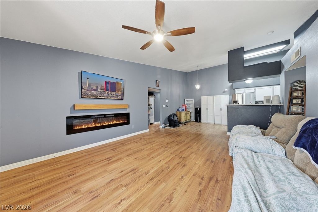 1575 West Warm Springs Road 2024, Henderson, NV 89014 — photo 4