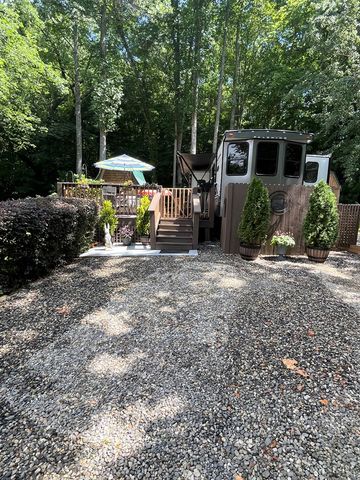 304 Choestoe Valley Lane, Blairsville, GA 30514