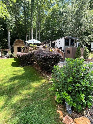 304 Choestoe Valley Lane, Blairsville, GA 30514