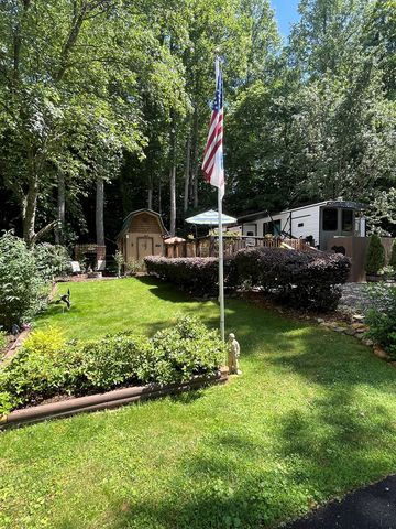 304 Choestoe Valley Lane, Blairsville, GA 30514
