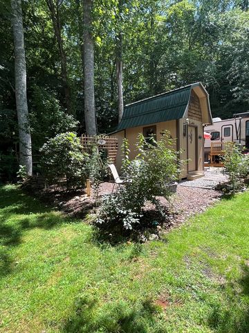304 Choestoe Valley Lane, Blairsville, GA 30514