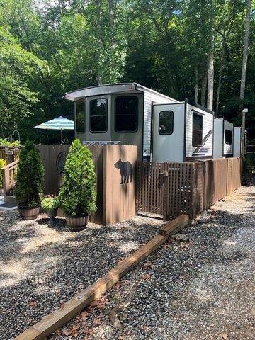 304 Choestoe Valley Lane, Blairsville, GA 30514