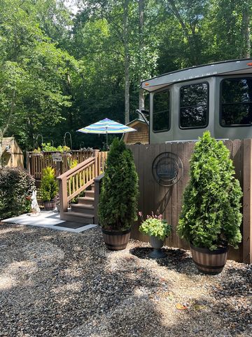 304 Choestoe Valley Lane, Blairsville, GA 30514