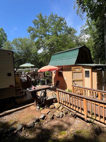 304 Choestoe Valley Lane, Blairsville, GA 30514