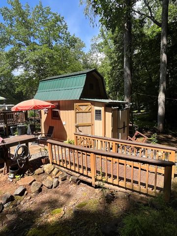 304 Choestoe Valley Lane, Blairsville, GA 30514