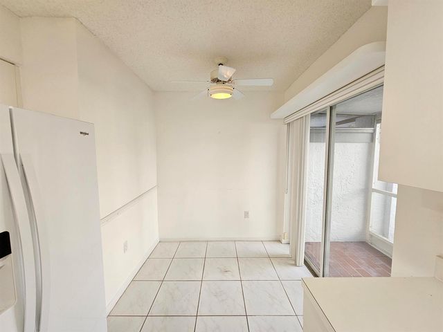 9963 Seacrest Circle 101, Boynton Beach, FL 33437