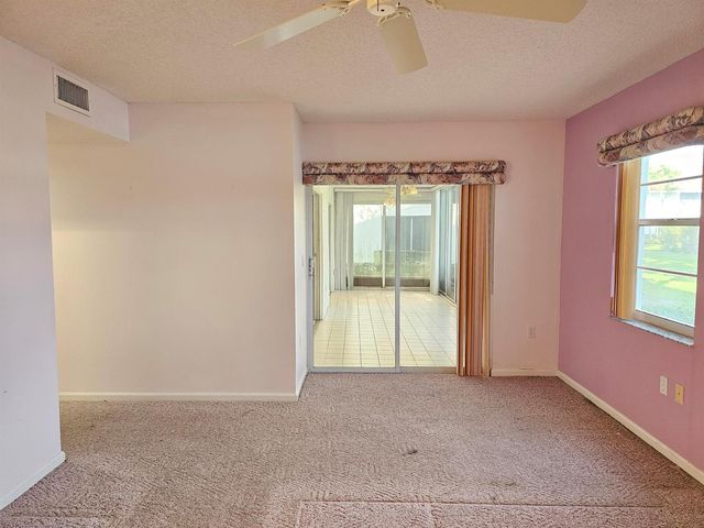 9963 Seacrest Circle 101, Boynton Beach, FL 33437