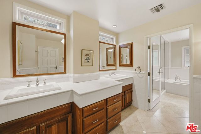 415 21st Street, Santa Monica, CA 90402