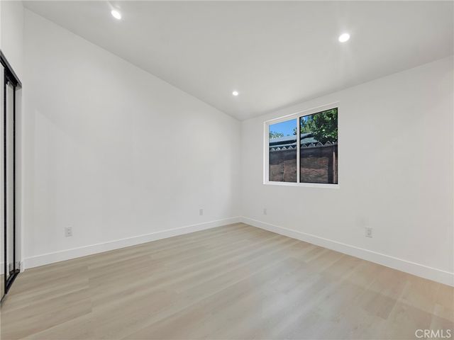 20528 Hamlin Street, Winnetka, CA 91306